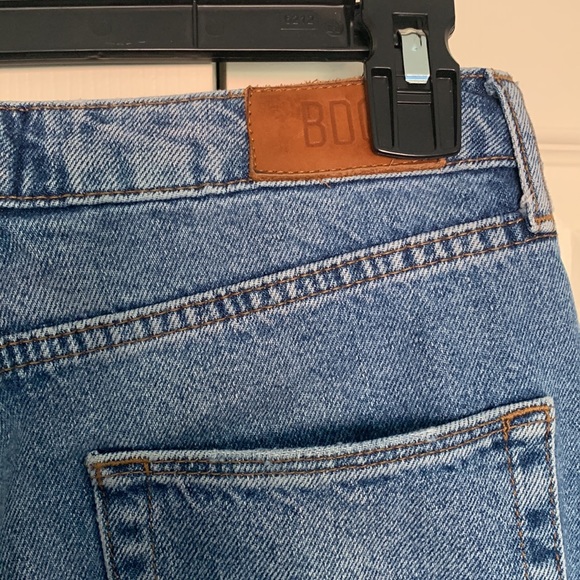 Urban Outfitters BDG High Waisted Mom Jeans - Picture 5 of 5